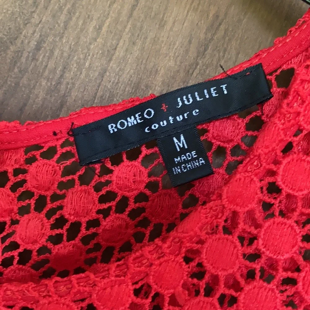 3/$45 Romeo & Juliet couture dress crochet like shell w ruffle detail size M - Picture 7 of 17